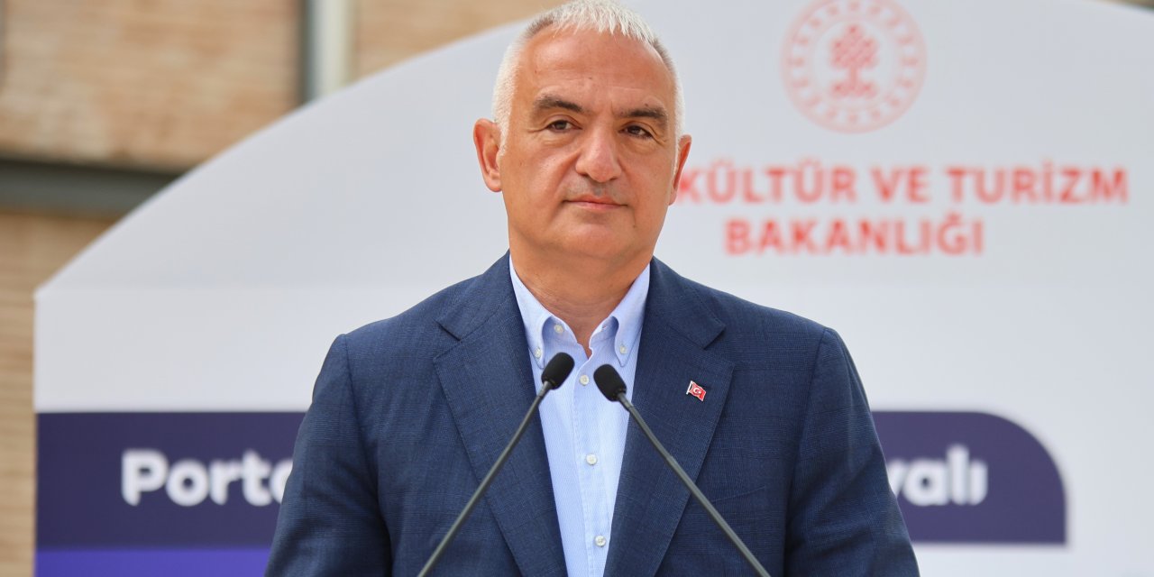 Adana'daki Kültür Festivaline Türkiye geneli 40 bin sanatçı katılacak"