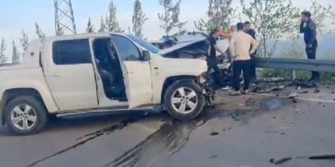 Şırnak'ta trafik kazası 2 ölü 3 yaralı