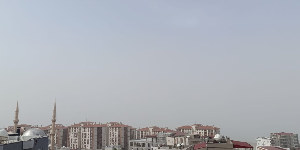 Şırnak'ta toz taşınımı: Yetkililerden zorunlu olmadıkça dışarı çıkmayın uyarısı
