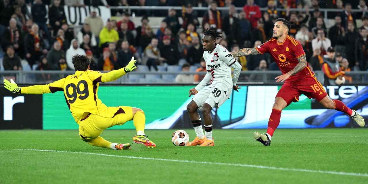 Bayer Leverkusen, Roma'yı 2 golle dağıttı