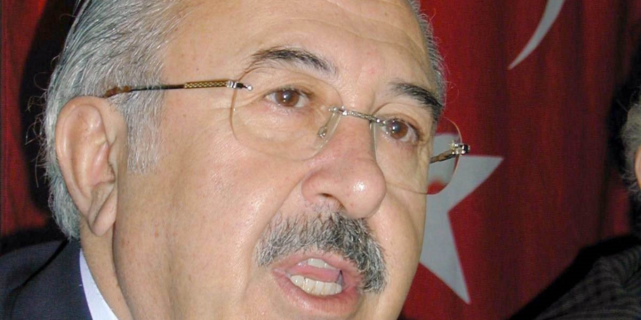 Eski Devlet Bakanı hayatını kaybetti