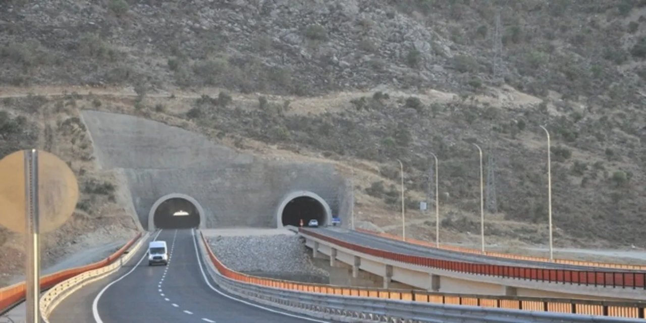 Şırnak-Cizre Karayolundaki Tünellerde Trafik Kapatılacak Duyurusu!