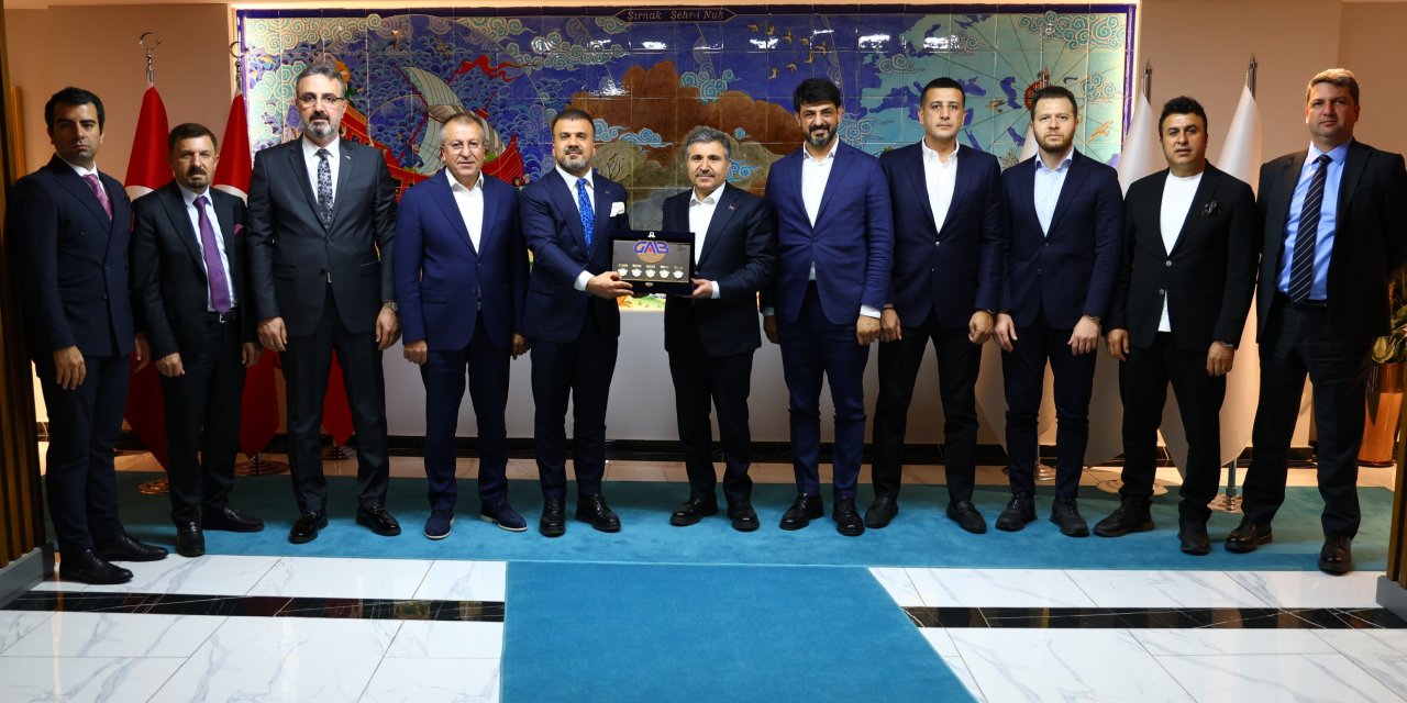 GAİB Başkanı Celal Kadooğlu, Vali Atay ile Bölge ve Sınır Ticaretini Değerlendirdi