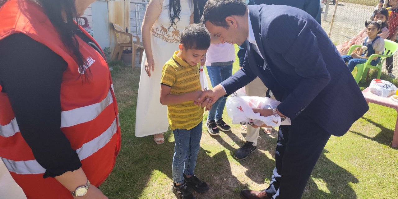 Kızılay Silopi’de engelli çocukları sevindirdi