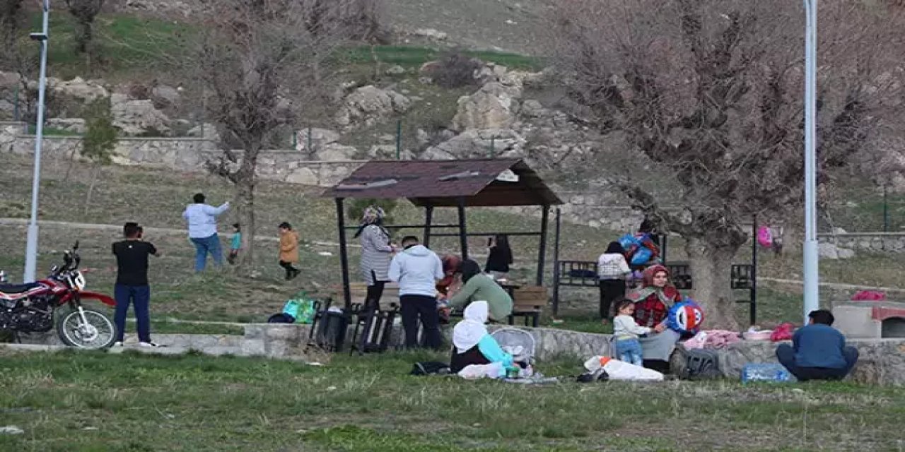 Ekonomik Zorluklar Şırnaklıları Piknikten Uzaklaştırıyor