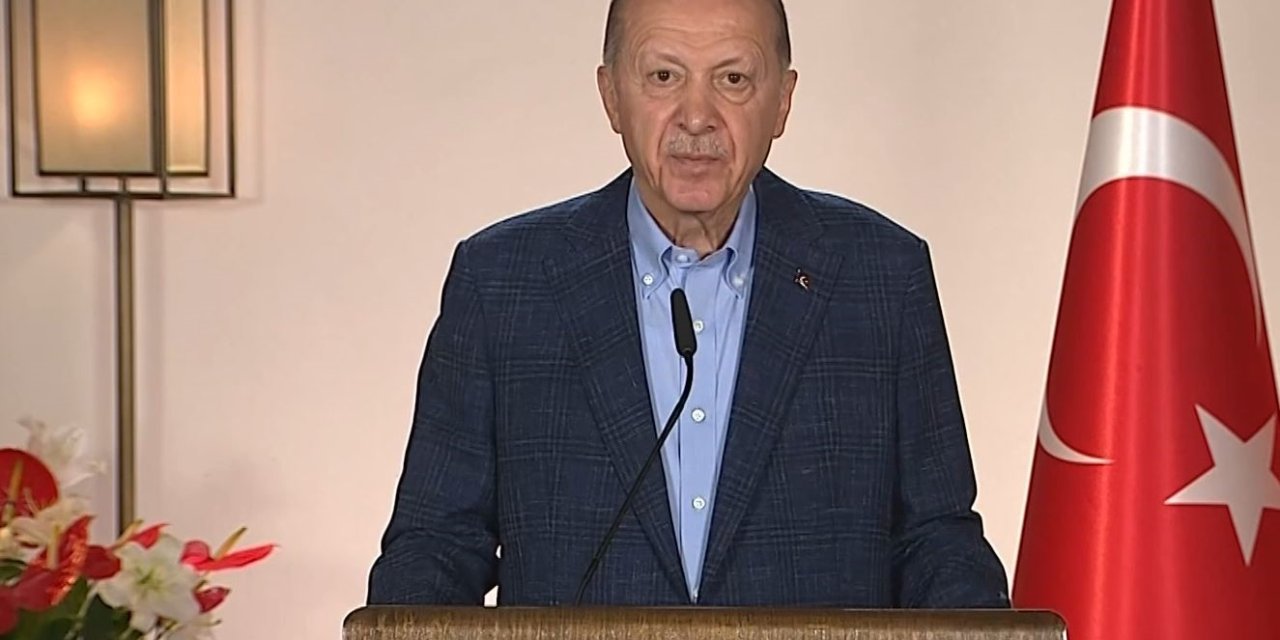 Erdoğan: “Türkiye, seçimler sebebiyle oluşan gerilimli atmosferi süratle geride bırakmalı”