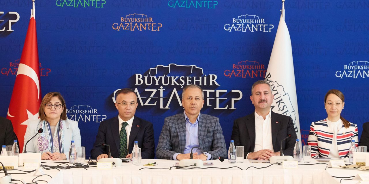 Bakan Ali Yerlikaya: "Göçle mücadeleyi çok daha planlı, düzenli ve istikrarlı bir noktaya getirmekte kararlıyız"