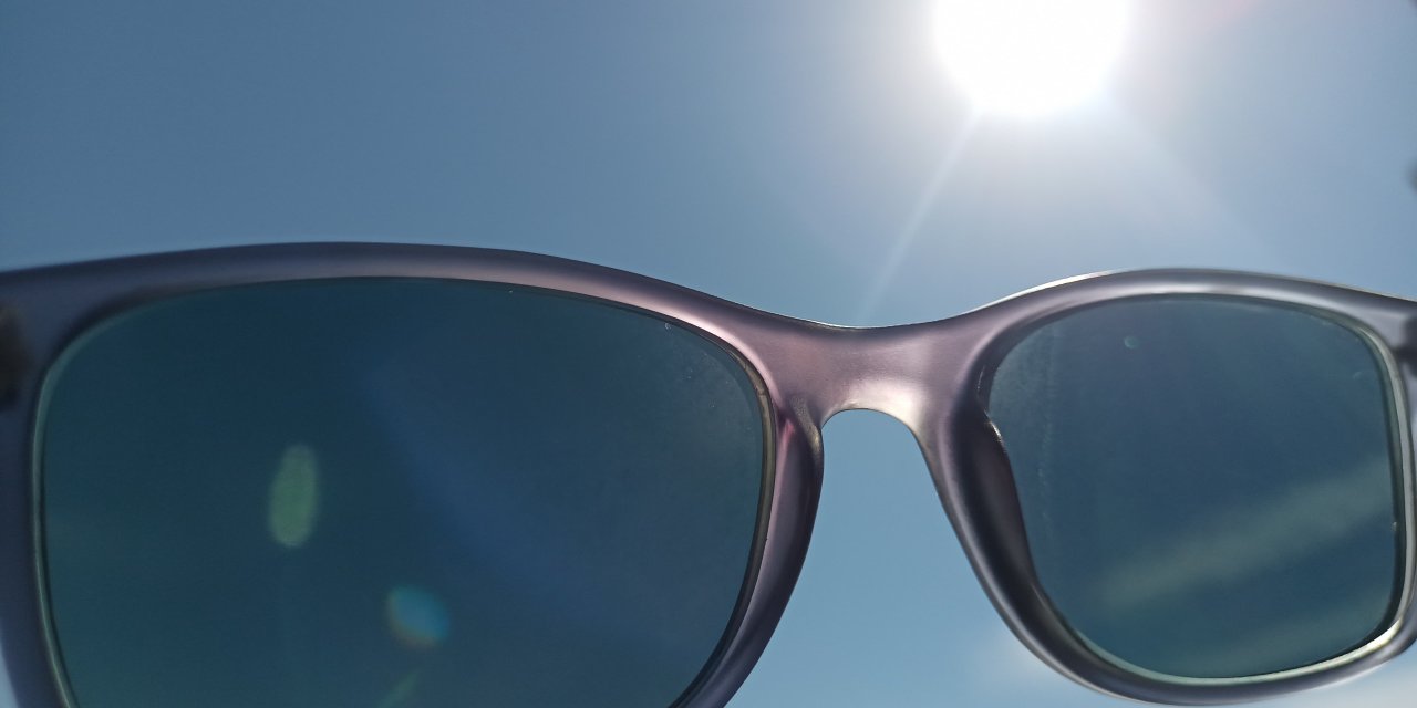 Sıcak yaz günlerinde güneşe dikkat: "Gözlerinizi UV ışınlarından koruyun"