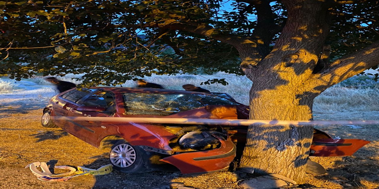 Balıkesir'de trafik kazası; 2 ölü 6 yaralı