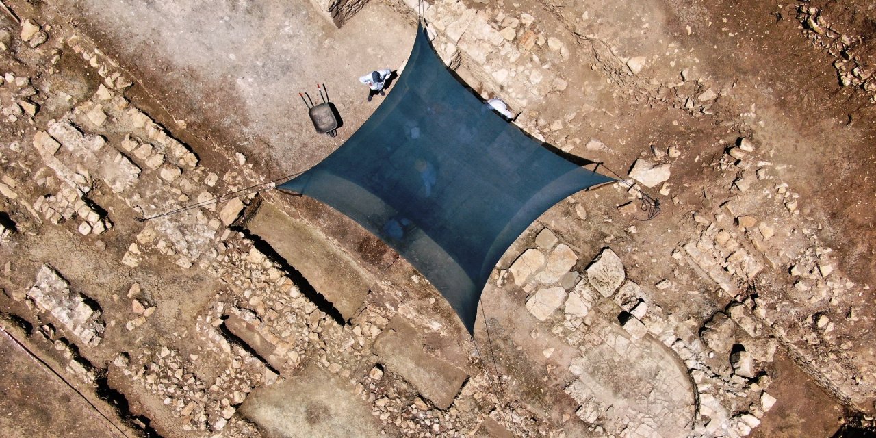 Diyarbakır'da bin 500 yıllık kilise kalıntısında yeni buluntular: "amfora" ve "deniz yıldızı" fosili