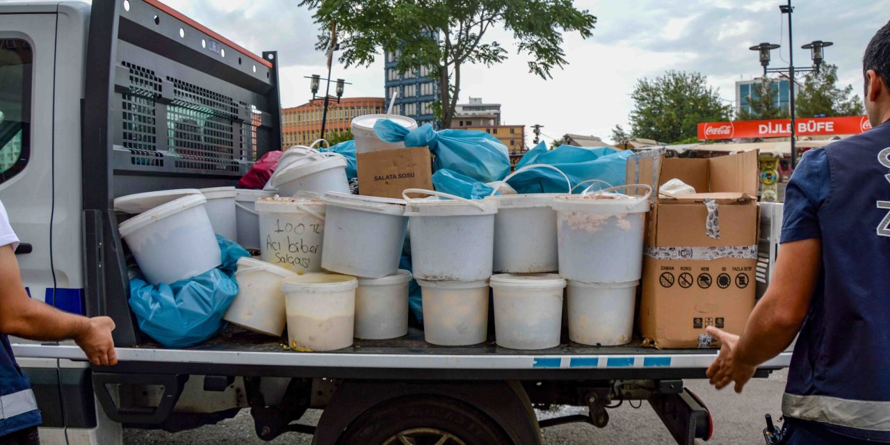 Diyarbakır Büyükşehir Belediyesi tarfından 1 ton 200 kilogram gıda imha edildi
