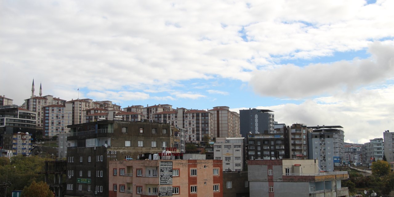 Şırnak'ta ev kiraları tavan yaptı: Vatandaşlar ekonomik sıkıntı içinde