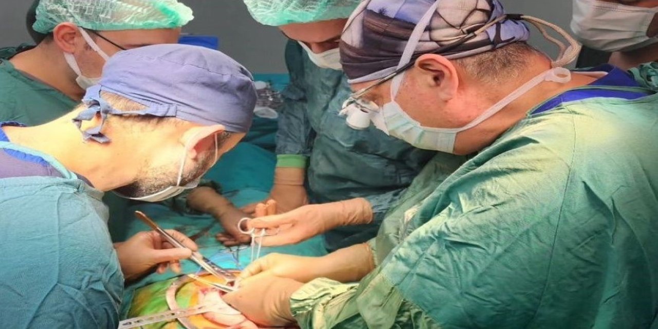 57 yaşındaki kadının organları 3 kişinin yaşamasını, 2 kişinin görmesini sağladı