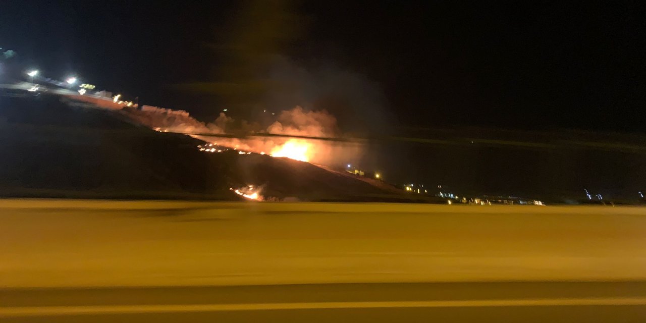 Şırnak Nalaru bölgesinde örtü yangını