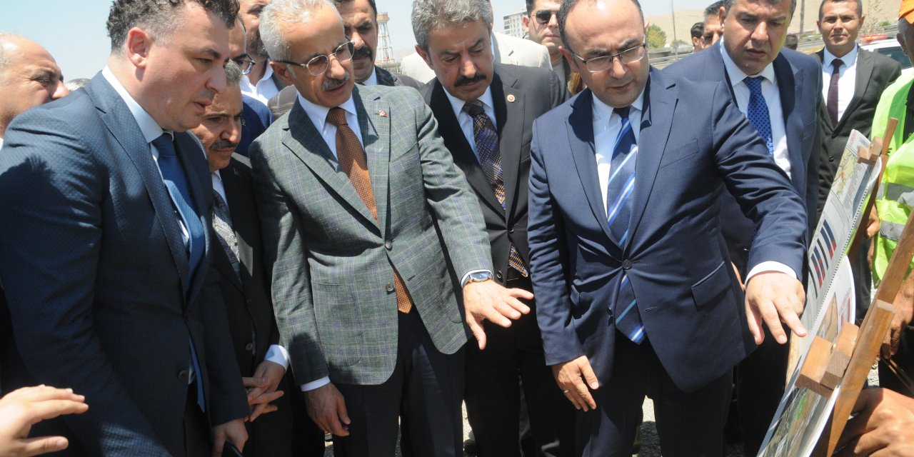 Ulaştırma ve Altyapı Bakanı Abdulkadir Uraloğlu Şırnak’ta