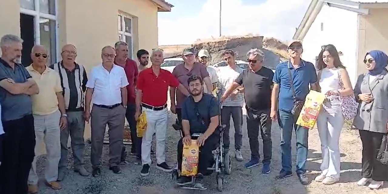 Bitlis'te köpeklerin öldürüldüğü yönündeki haberlere tepki