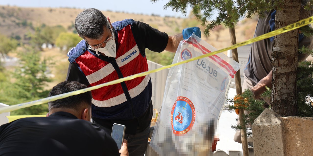 Elazığ'da kan donduran olay: Poşete sarılı bebek cesedi bulundu