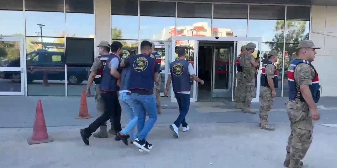 Şanlıurfa'da yeni nişanlanan öğretmen, yolda aracına aldığı şahıs tarafından öldürüldü