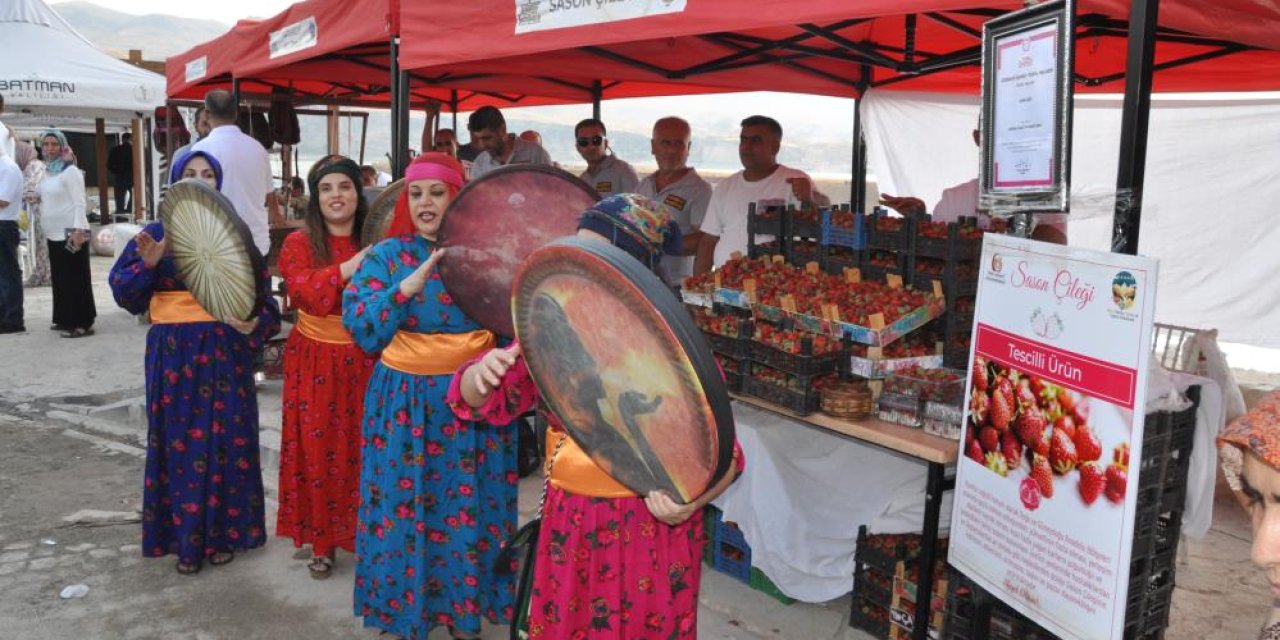 Tarihi Hasankeyf'te Su, Doğa Sporları ve Turizm Festivali düzenlendi