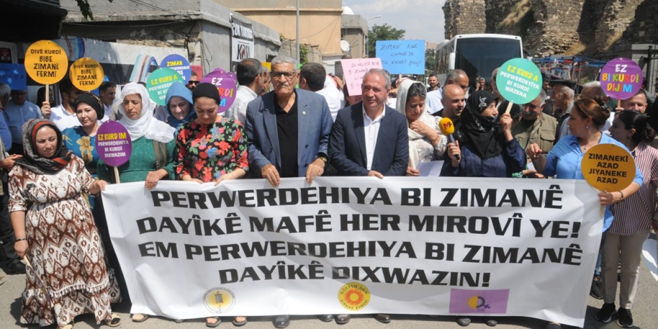 Cizre’de Bırca Belek Önünde toplandılar, Anadilde Eğitim istediler