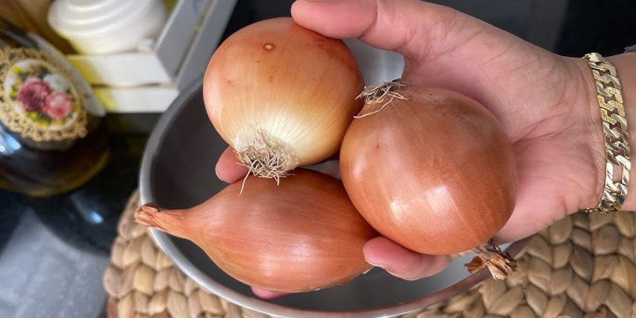 Eldeki soğan veya sarımsak kokusu nasıl geçer? İşte şeflerin o yöntemi