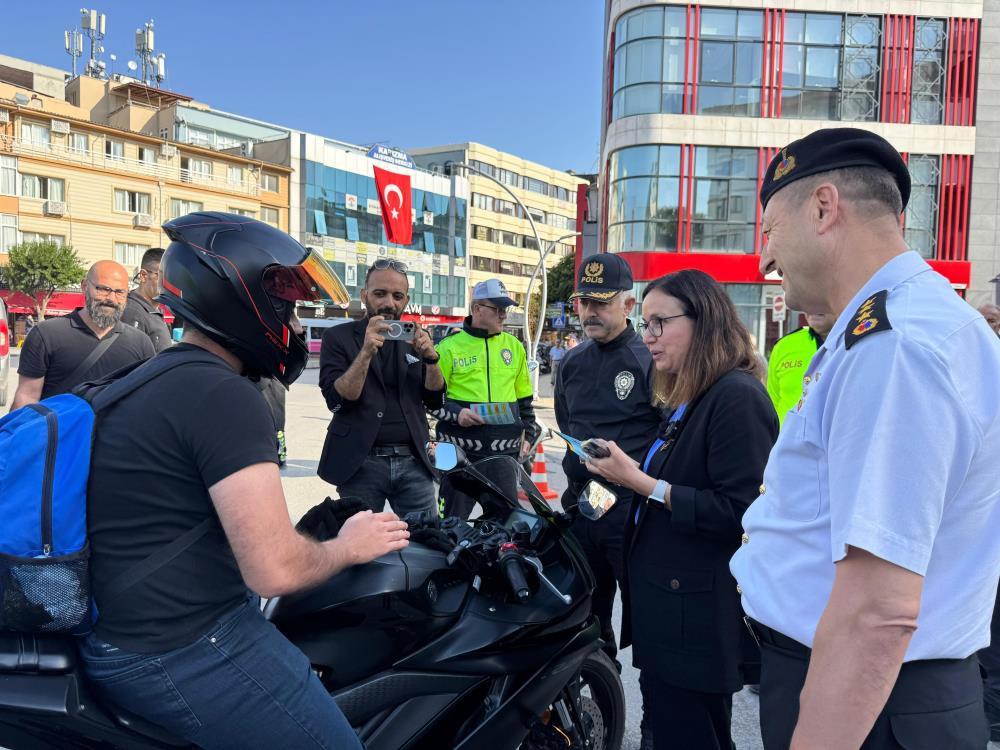 Vali Kaya, motosiklet denetimine katıldı