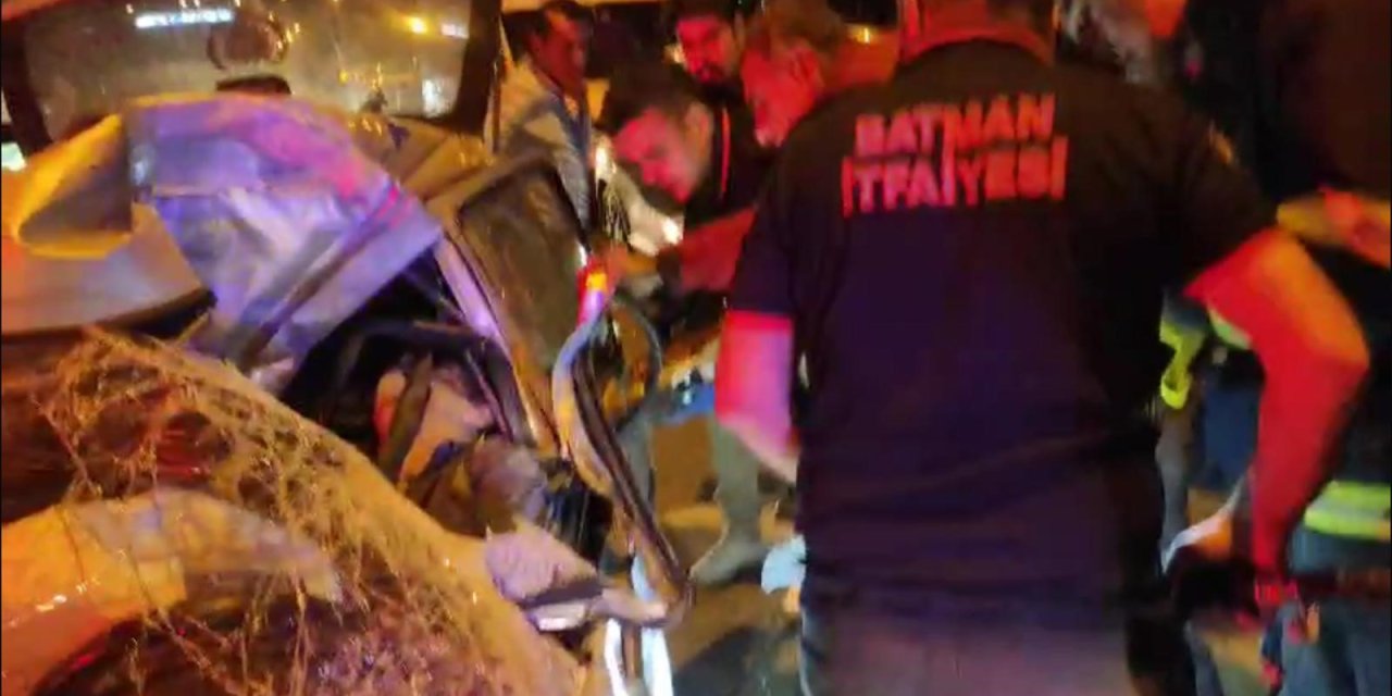 Batman'da trafik kazası: 1 ölü, 2 yaralı