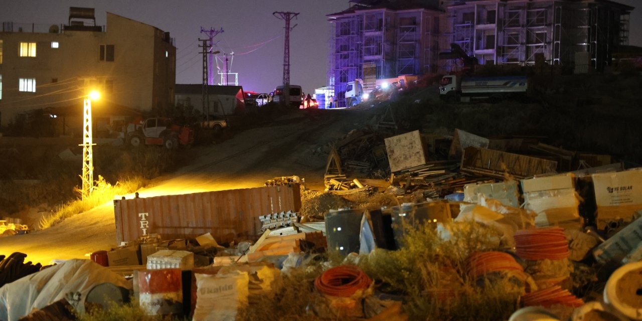 Şantiyede Diyarbakırlı ve Ağrılı işçiler arasında çıkan kavgada 2 kişi öldü, 1 kişi ağır yaralı