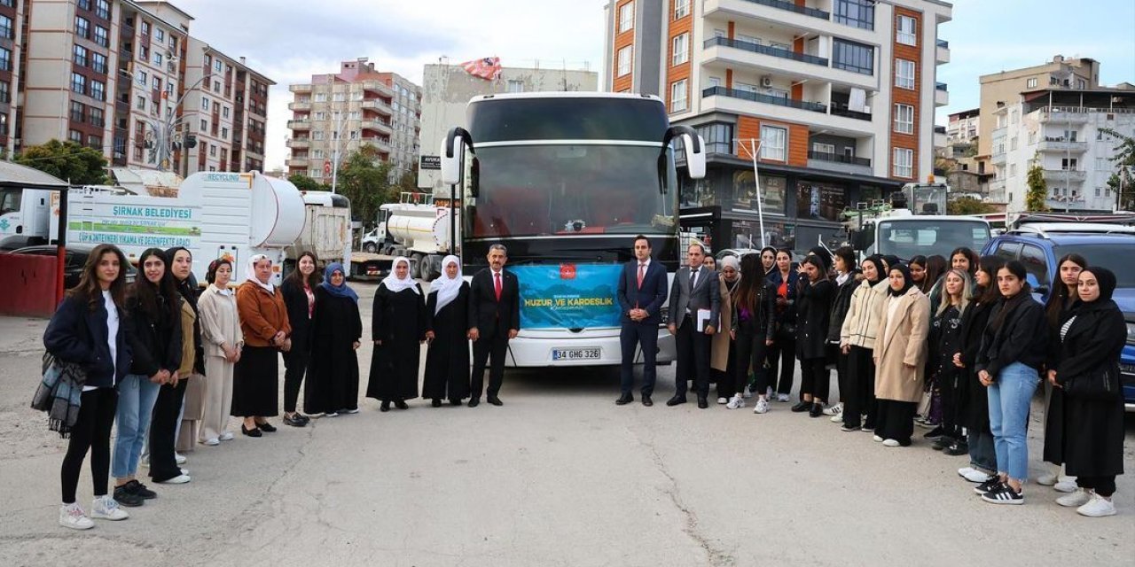 Şırnak’ta 45 kişi “huzur ve kardeşlik buluşmaları” projesi kapsamında Ankara’ya gönderildi