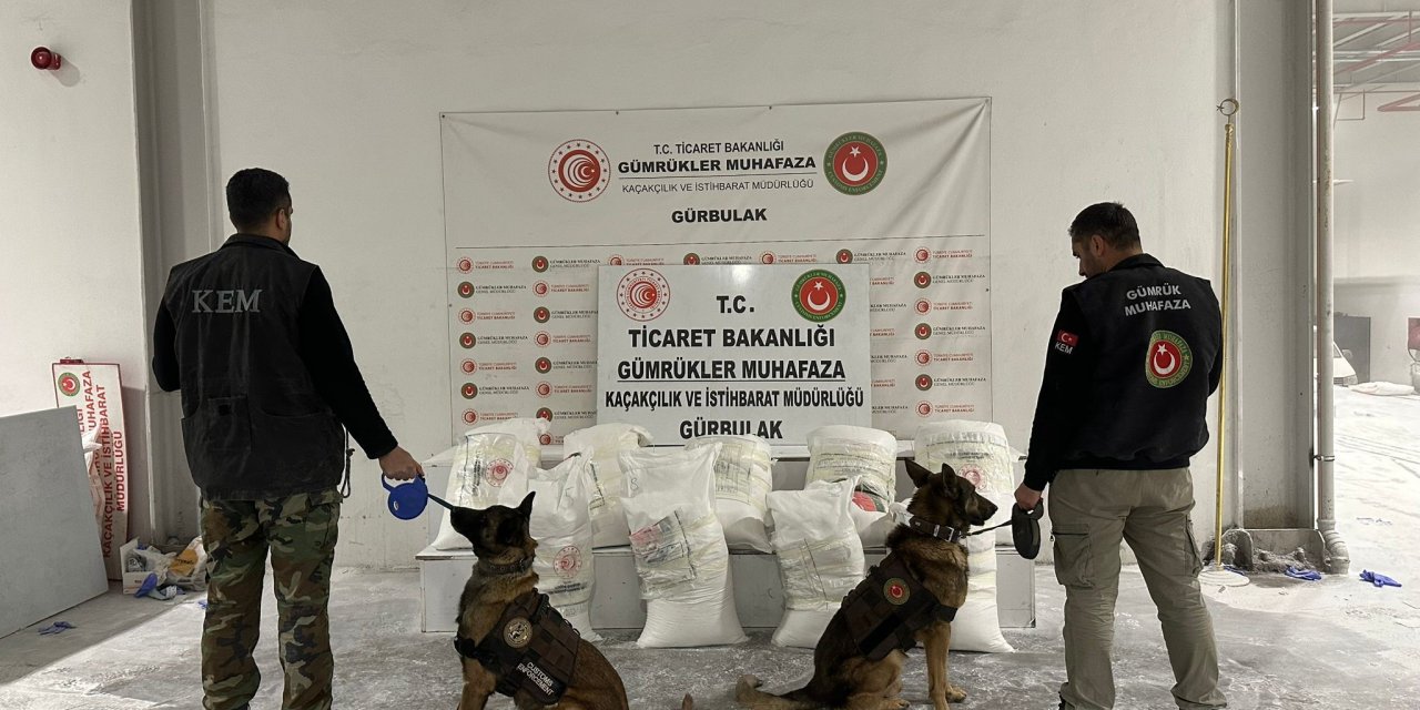 Sınır Kapısı’nda  3 tırda 4 buçuk ton uyuşturucu ele geçirildi