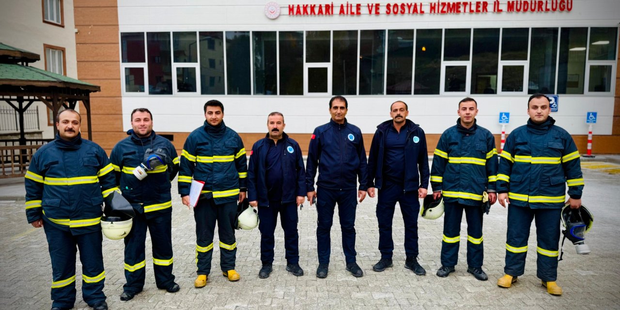 Komşu il Hakkari'de nefes kesen tatbikat