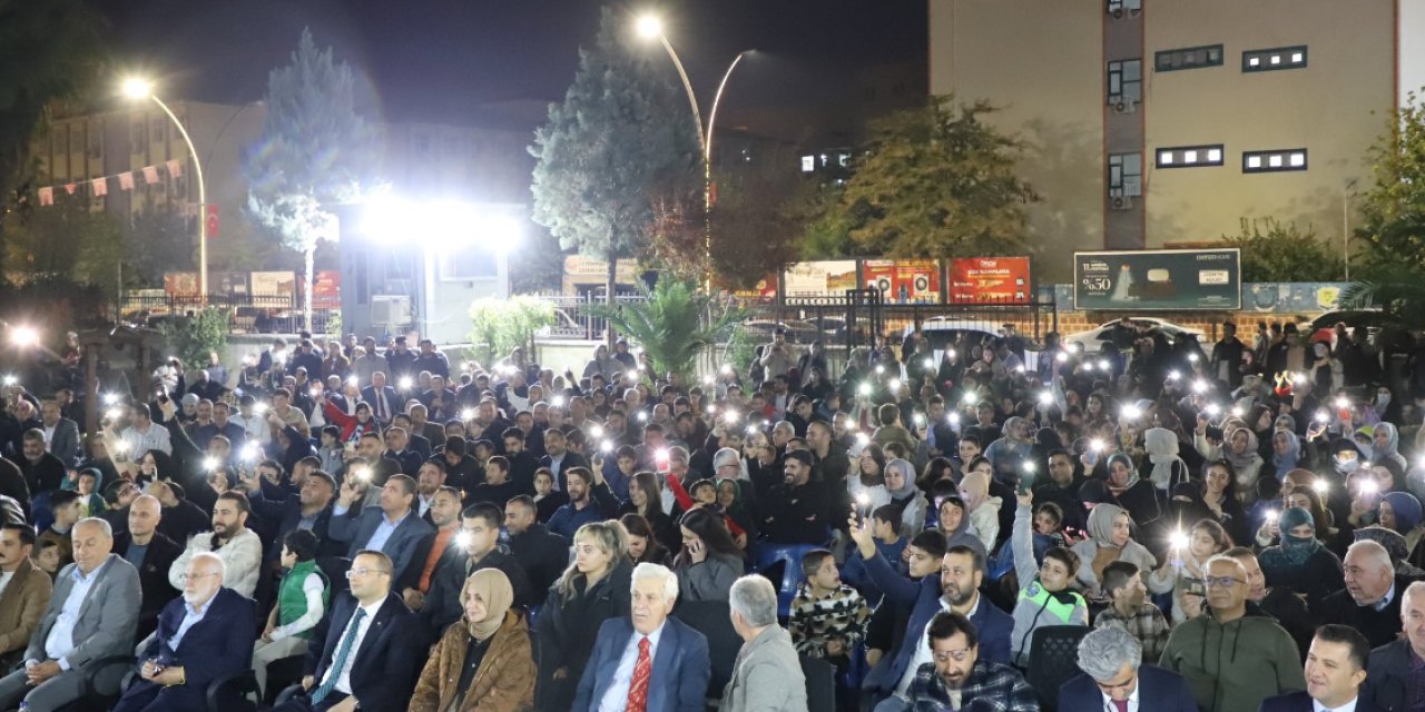 Melayê Cizîrî Sempozyumu,Grup Tillo Konseriyle Devam Etti