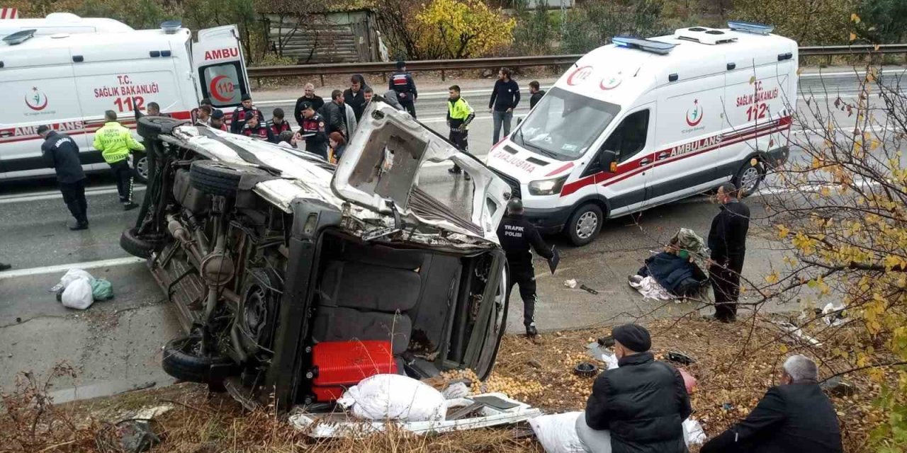 Osmaniye’de korkutan kaza! Kazada yolcu minibüsü devrildi: 6 kişi yaralandı