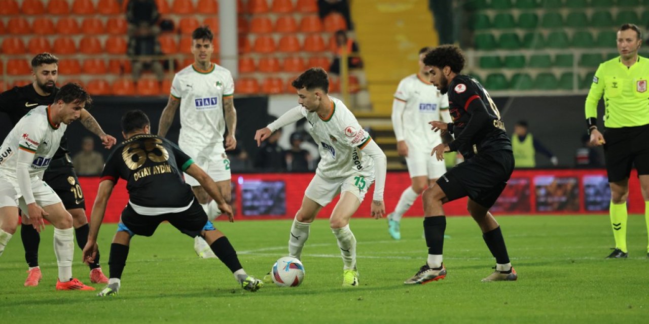 Amed, Alanya Spora diş geçiremedi, Kupadan elendi