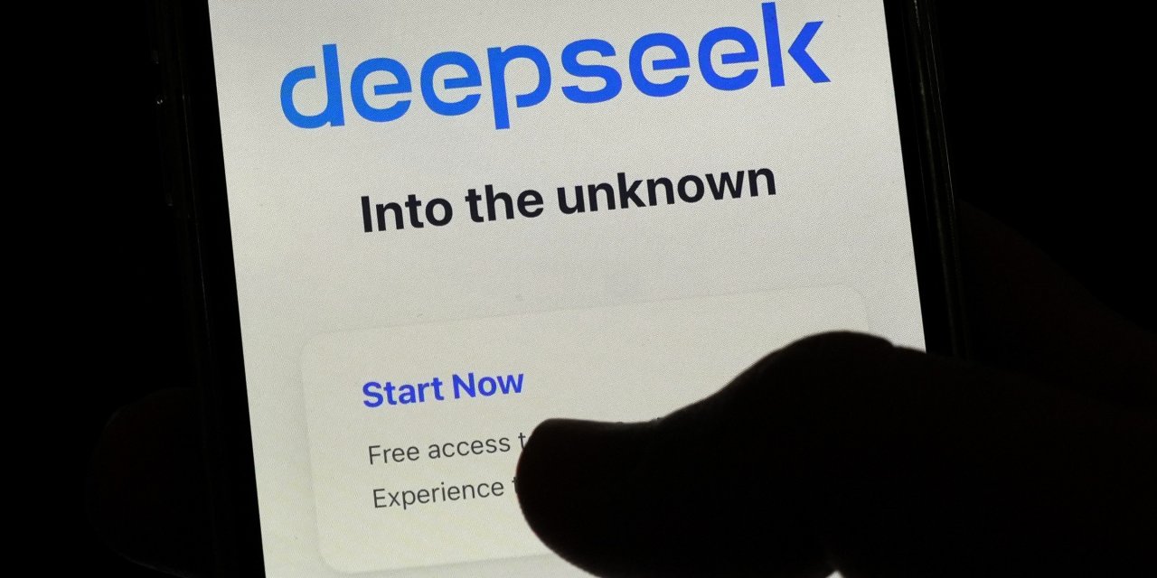 Yapay zeka dünyasında Çin'in DeepSeek uygulaması ChatGPT'ye rakip oldu