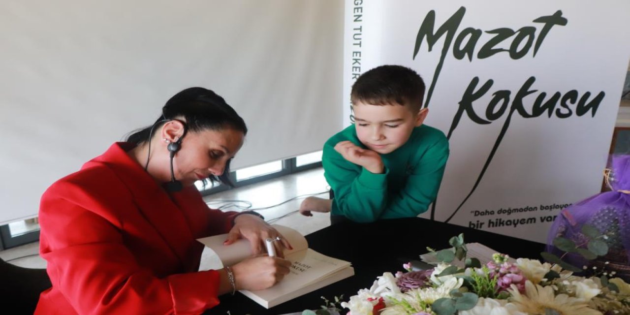 Türkçe öğretmeninden 'Mazot Kokusu' kitabı