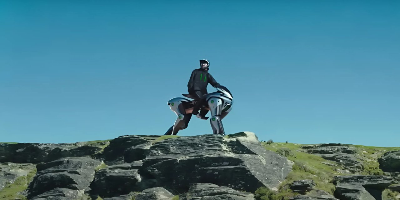 İnsan taşıyabilen robot köpek