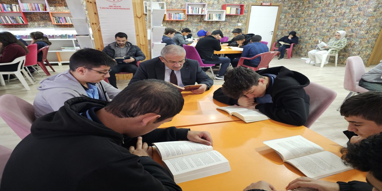 Siirt'te kitap okuma etkinliği düzenlendi