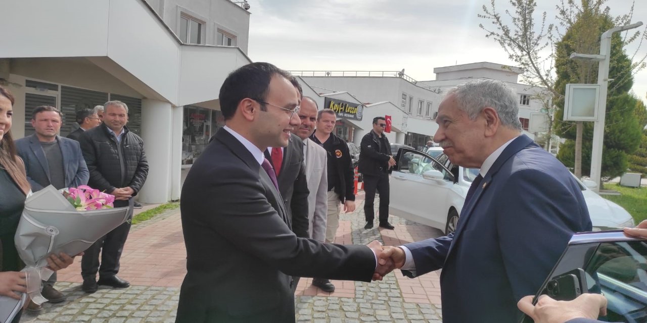 Bülent Arınç ve Mücahit Arınç Selendi’yi ziyaret etti