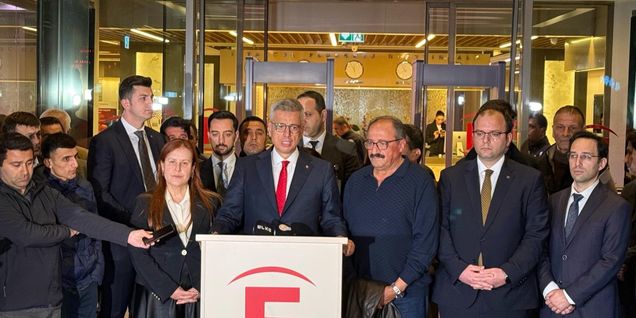 Bakanı Memişoğlu'ndan Sırrı Süreyya Önder'e ziyaret