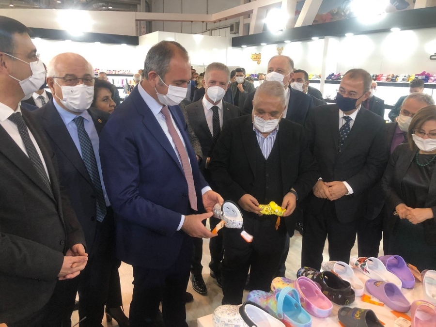 GAPSHOES ULUSLARARASI AYAKKABI FUARI KAPILARINI ZİYARETÇİLERE AÇTI