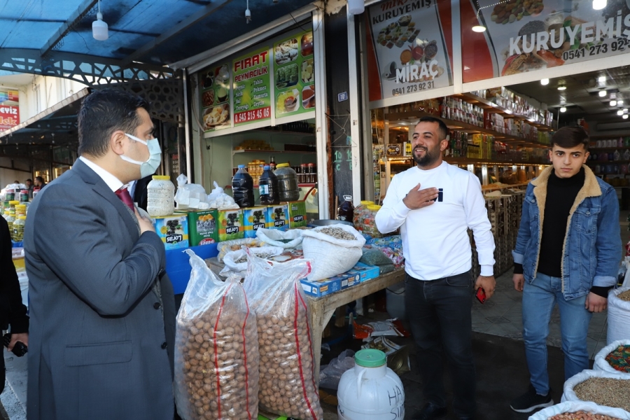 Cizre Kaymakamı Mehmet Tunç Esnaflarla görüştü