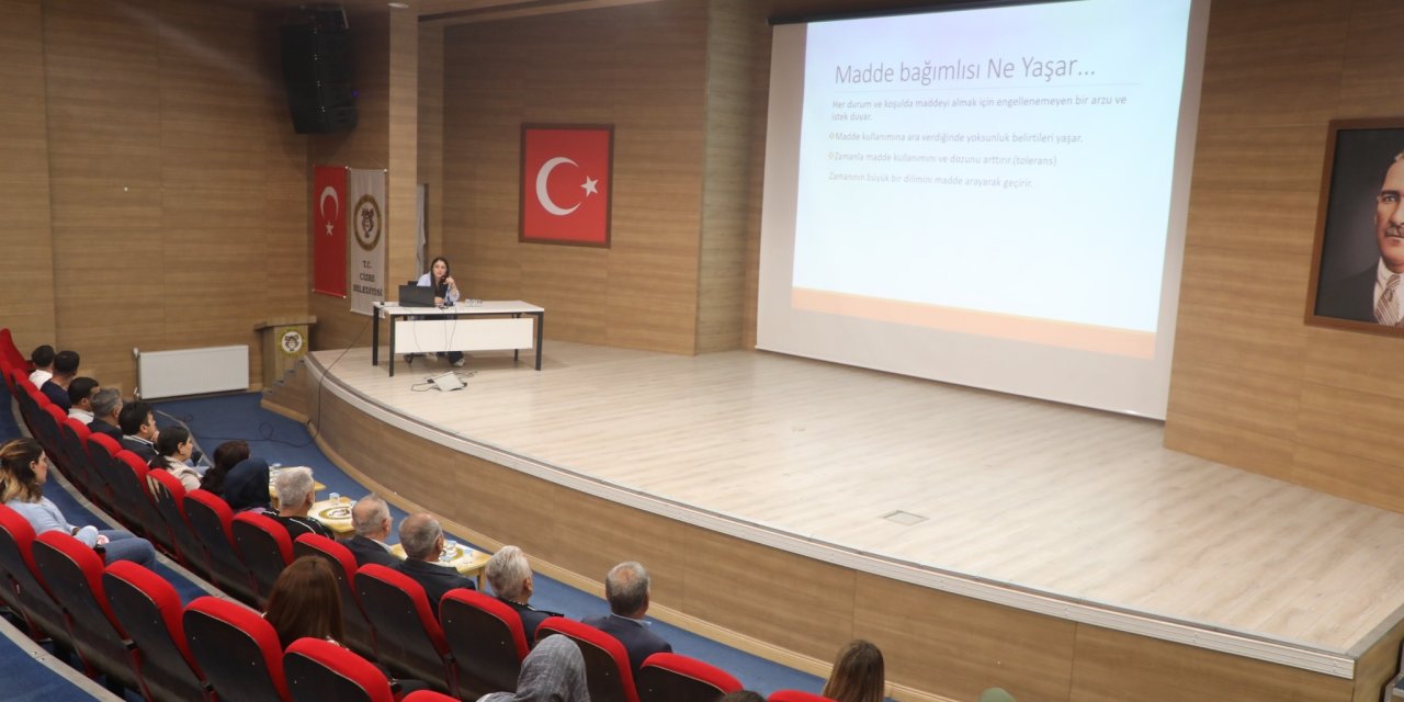 Cizre’de Madde Bağımlılığına Yönelik Bilgilendirme Semineri