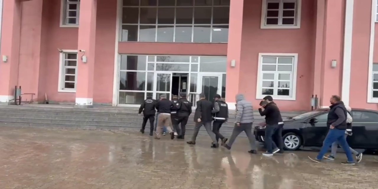 Motorlu taşıtlar sınavında kopya operasyonu: 8 gözaltı