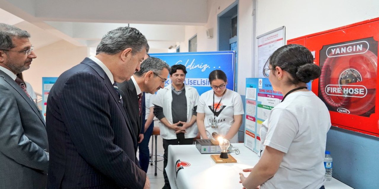 Şırnak’ta Genç Beyinlerden Geleceğe Yön Verecek Projeler!