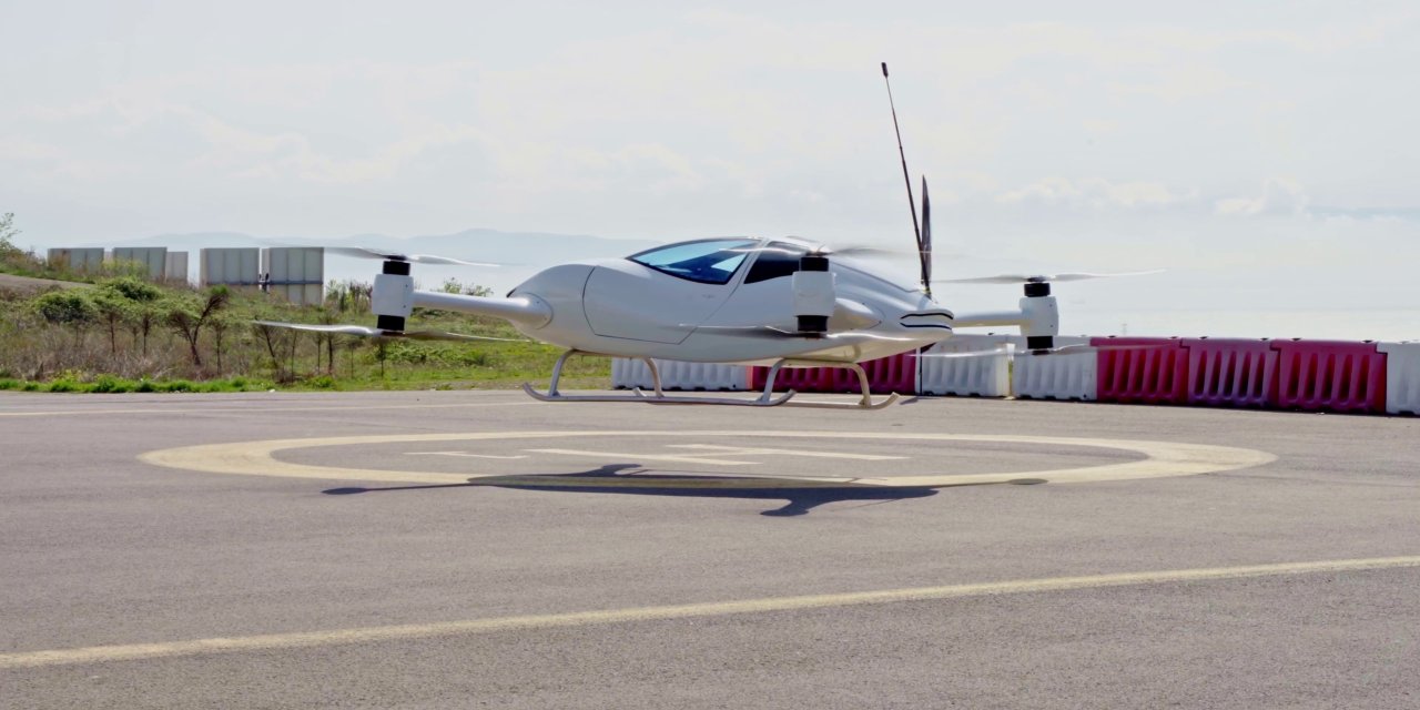 Türkiye'nin uçan otomobili havalandı: İnsanlı uçuşlar başladı