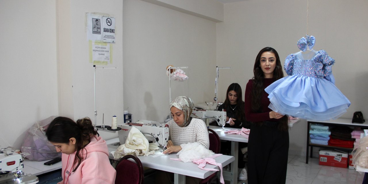 Cizreli Girişimci genç kadın dizi filmindeki moda tasarımcısından etkilendi: 20 yaşında atölye kurdu