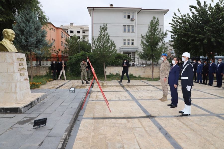 Atatürk, ölümünün 82. Yıl dönümünde cizre’de törenle anıldı