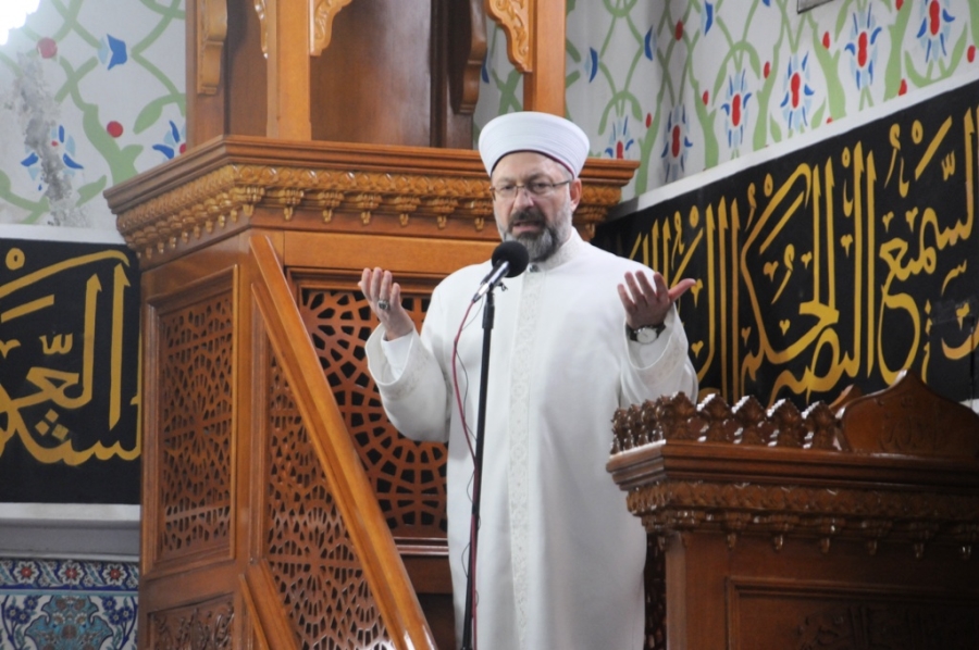 DİYANET İŞLERİ BAŞKANI ERBAŞ, CİZRE’DE NUH NEBİ CAMİ'DE CUMA NAMAZINI KILDIRDI