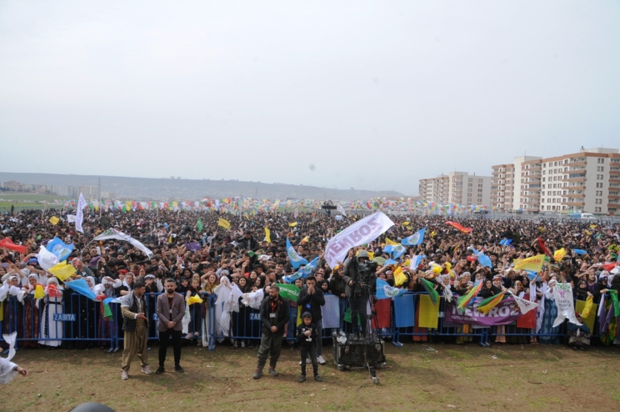 NEVRUZ BAYRAMI CİZRE`DE COŞKU İLE KUTLANDI